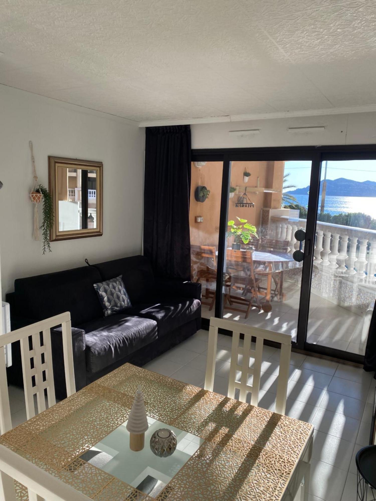Bord De Mer, Terrasse, Tout A Pieds 戛纳 外观 照片